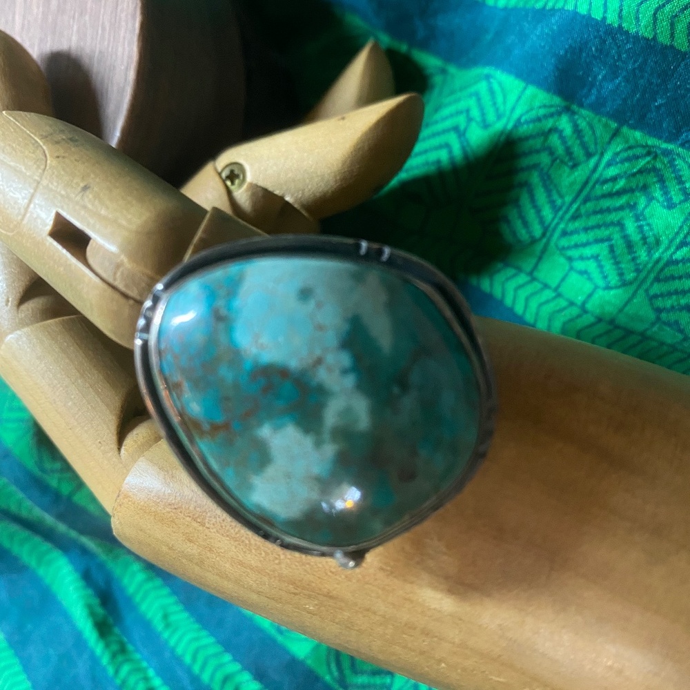 Large vintage sterling silver turquoise ring